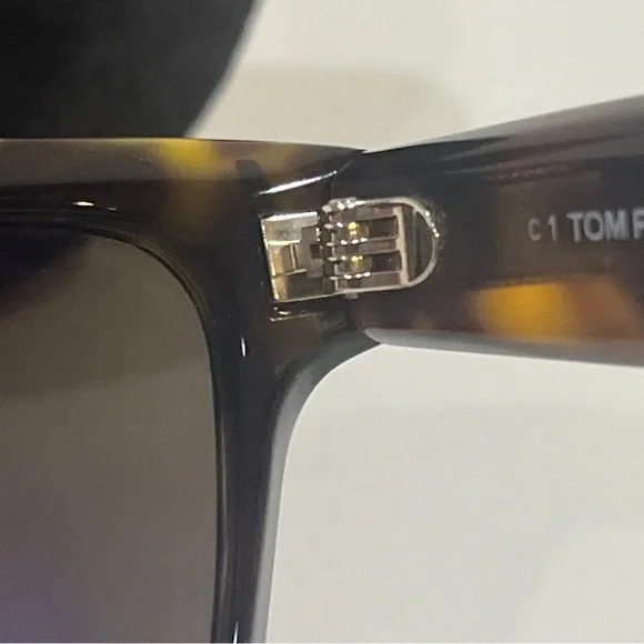 Tom Ford Mikel FT1085 52H Black-Dark Havana/Brown Polarized Women's Sunglasses - Picture 9 of 11